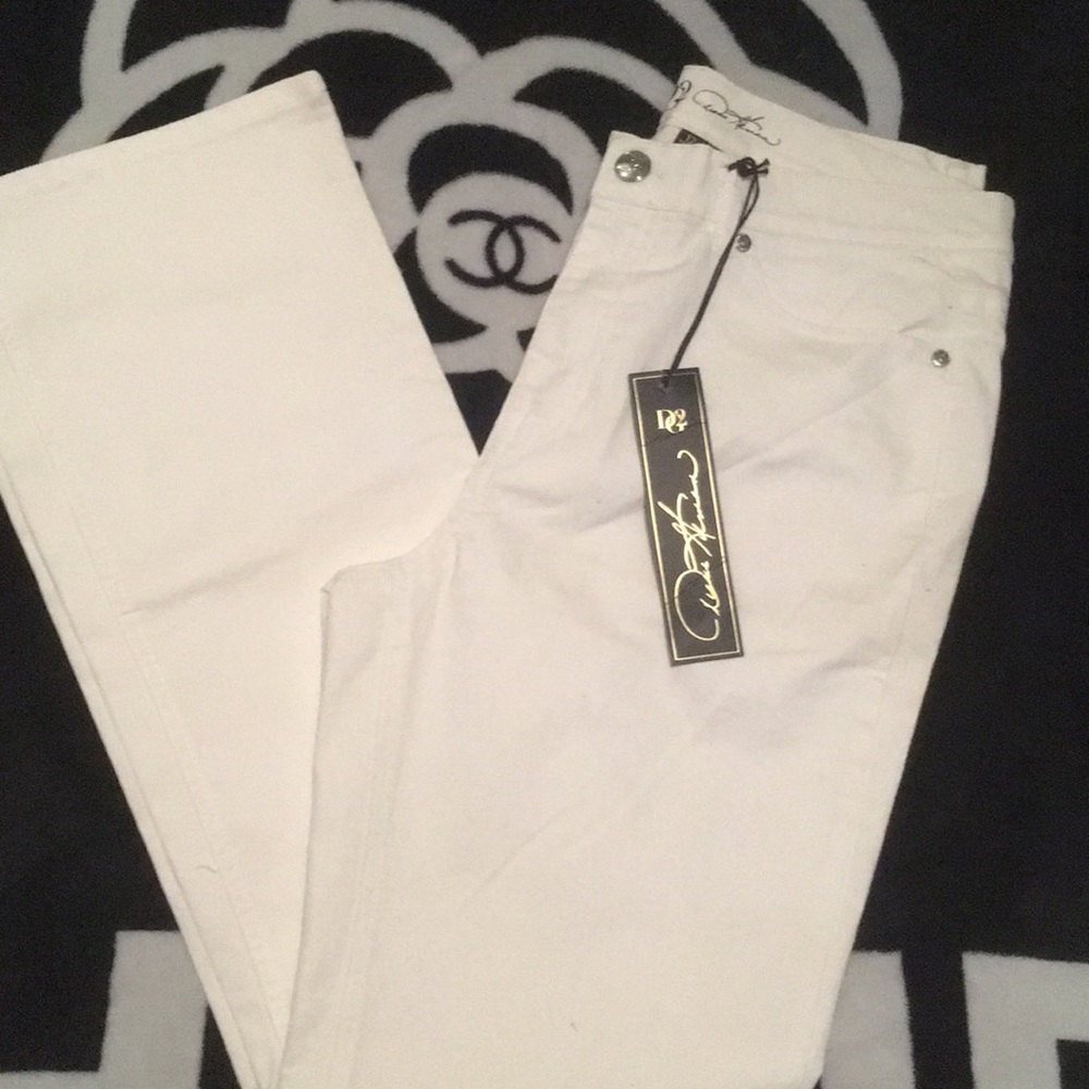 DG 2 High Stretch, White Boot leg Jeans.